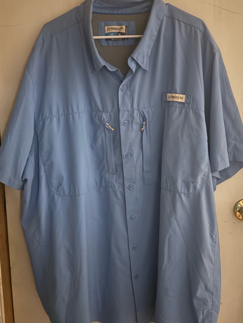 Magellan Outdoors Men's Sky Blue Short-Sleeve Performance Button-Down